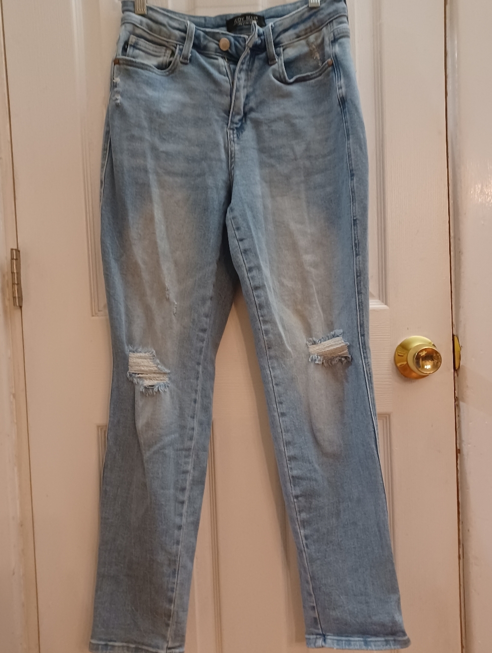 Judy Blue Light Blue Distressed Boyfriend Jeans